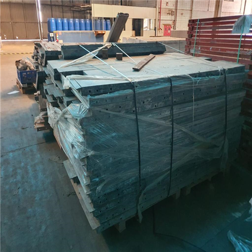 Selling a Huge Quantity of “Aluminium Extrusion Scrap 6063 and 6061” from Port of Santos 